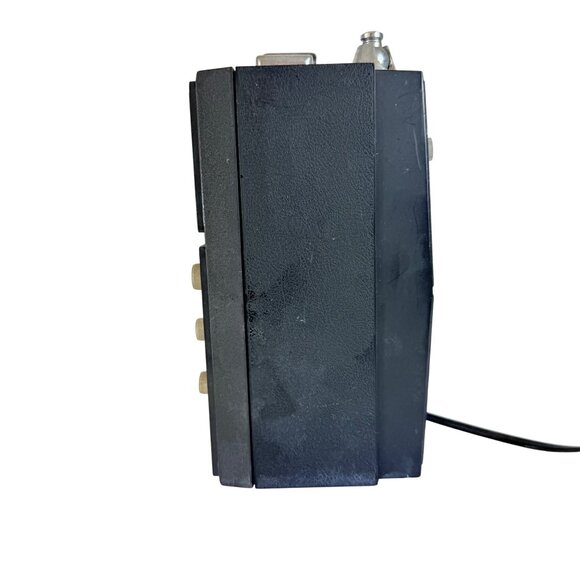 General Electric Solid State AM/FM Radio VTG World Monitor Model P977C 60s Teste - Picture 16 of 16